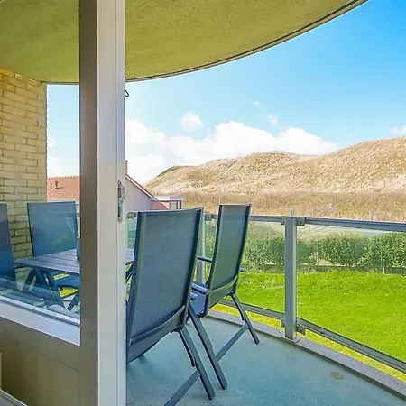 27 - Aan De Duinen, Aan Zee *