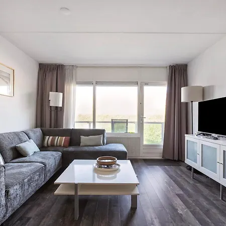 27 - Aan De Duinen, Aan Zee